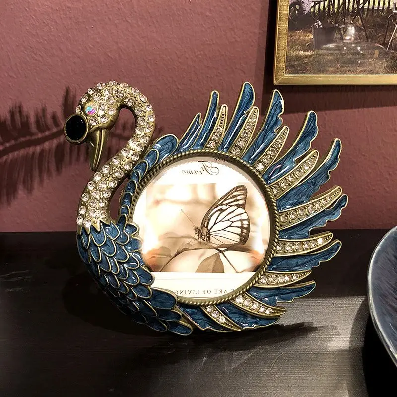 Bamboo Photo Frame - A Swan European Style Diamond Inlaid