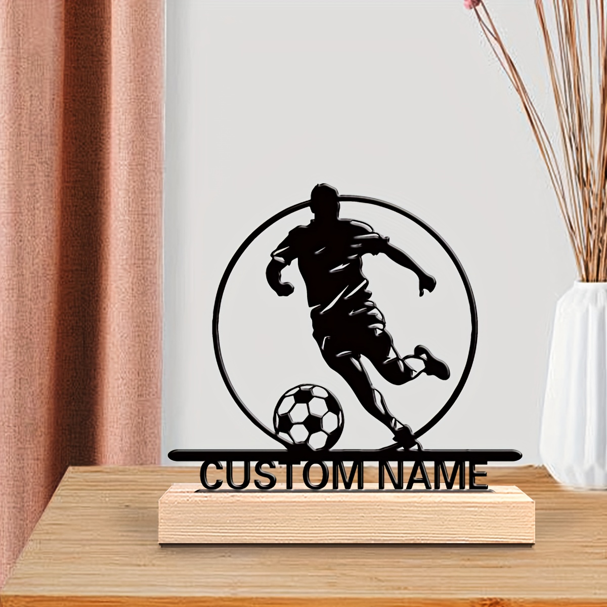 Custom Soccer Player Metal Sta - огляд і ціна Home Decor Zone