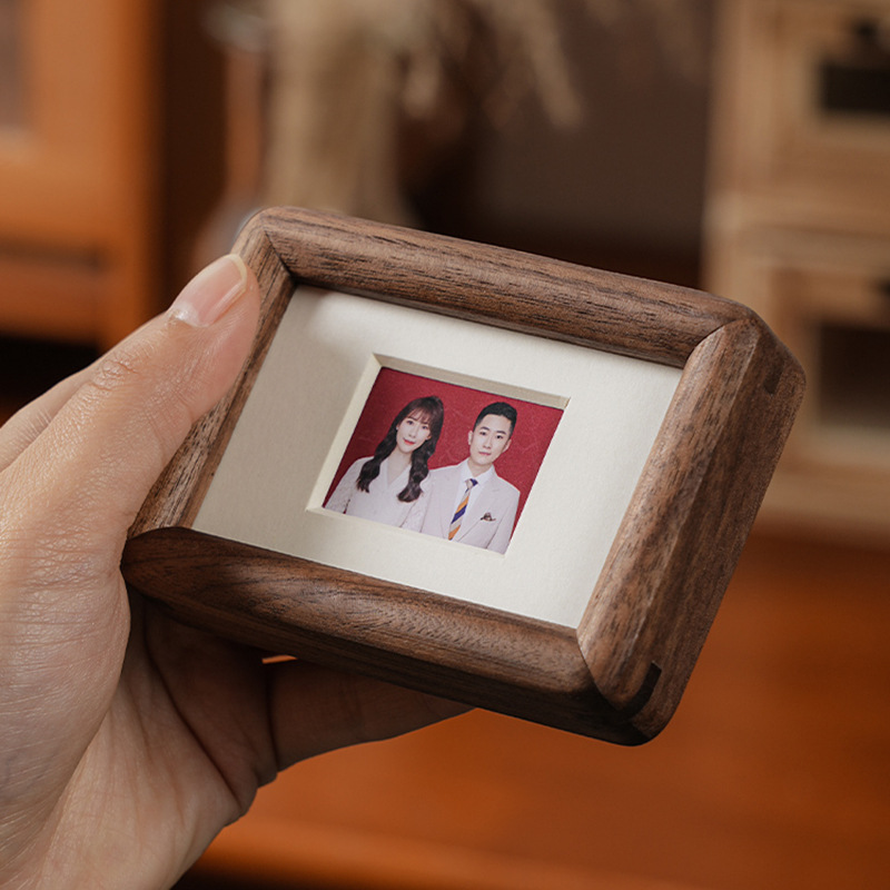 3 '4' ID Photo Frame Magnetic  - огляд і ціна Bamboo Photo Frame