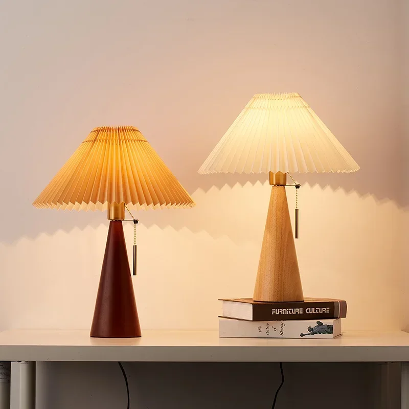 Retro Pleated Table Lamp Nordi - огляд і ціна Home Decor Retro
